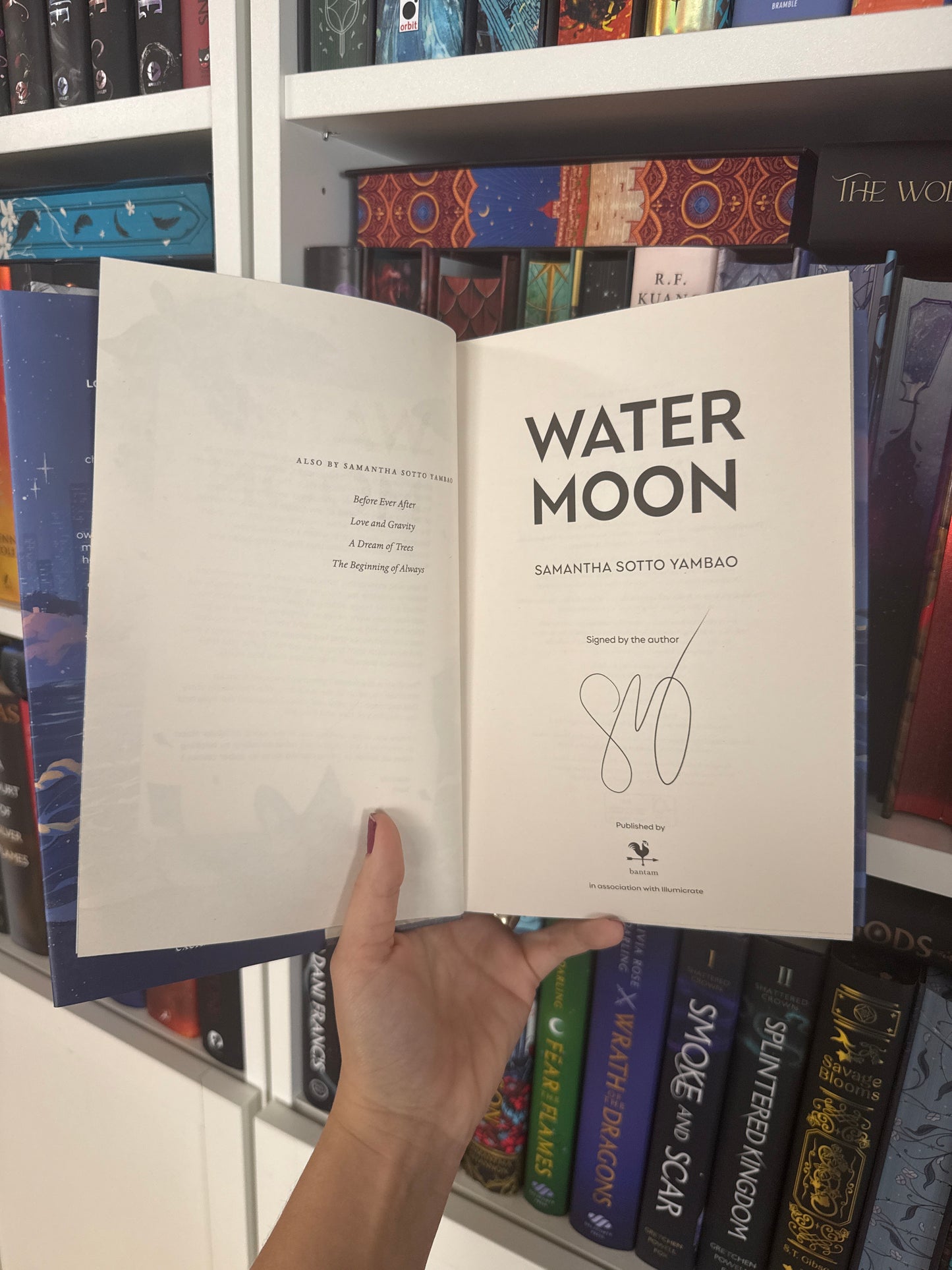 Water Moon – Samantha Sotto Yambao (SIGNED)(Illumicrate)(Hardback)