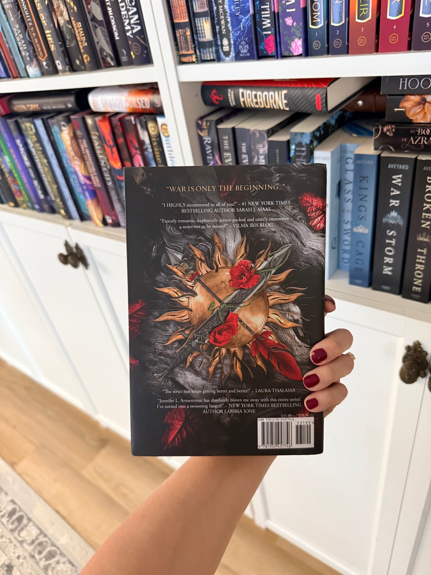 The War of Two Queens – Jennifer L. Armentrout (Hardback)
