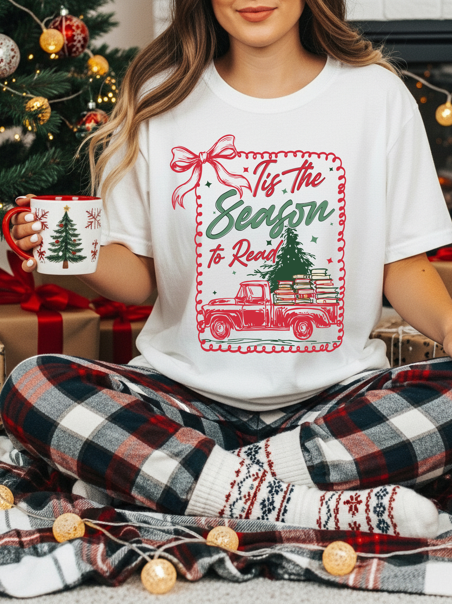 Tis The Season to Read - Tee