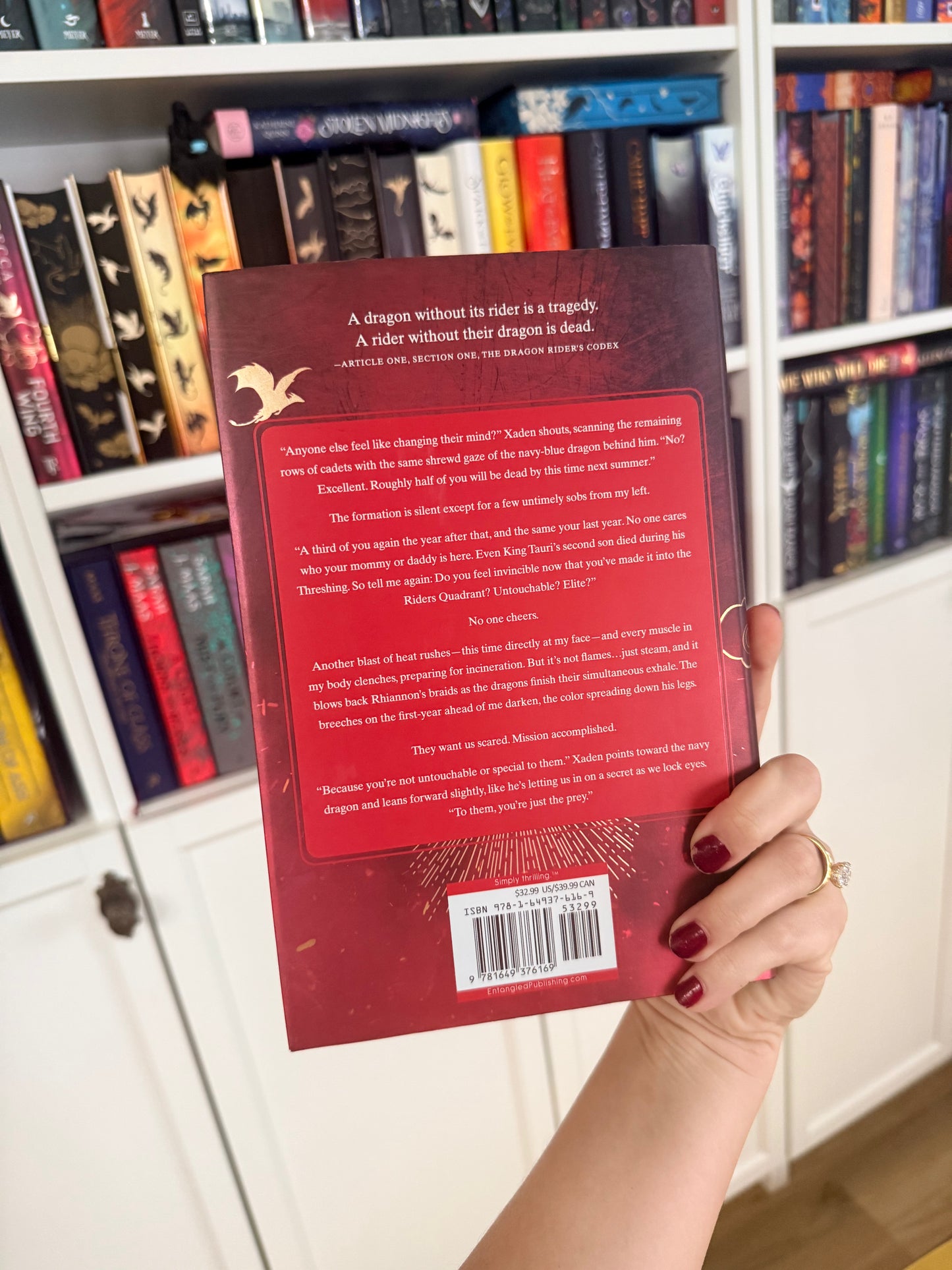 Fourth Wing (Red Holiday Edition)(Hardback)