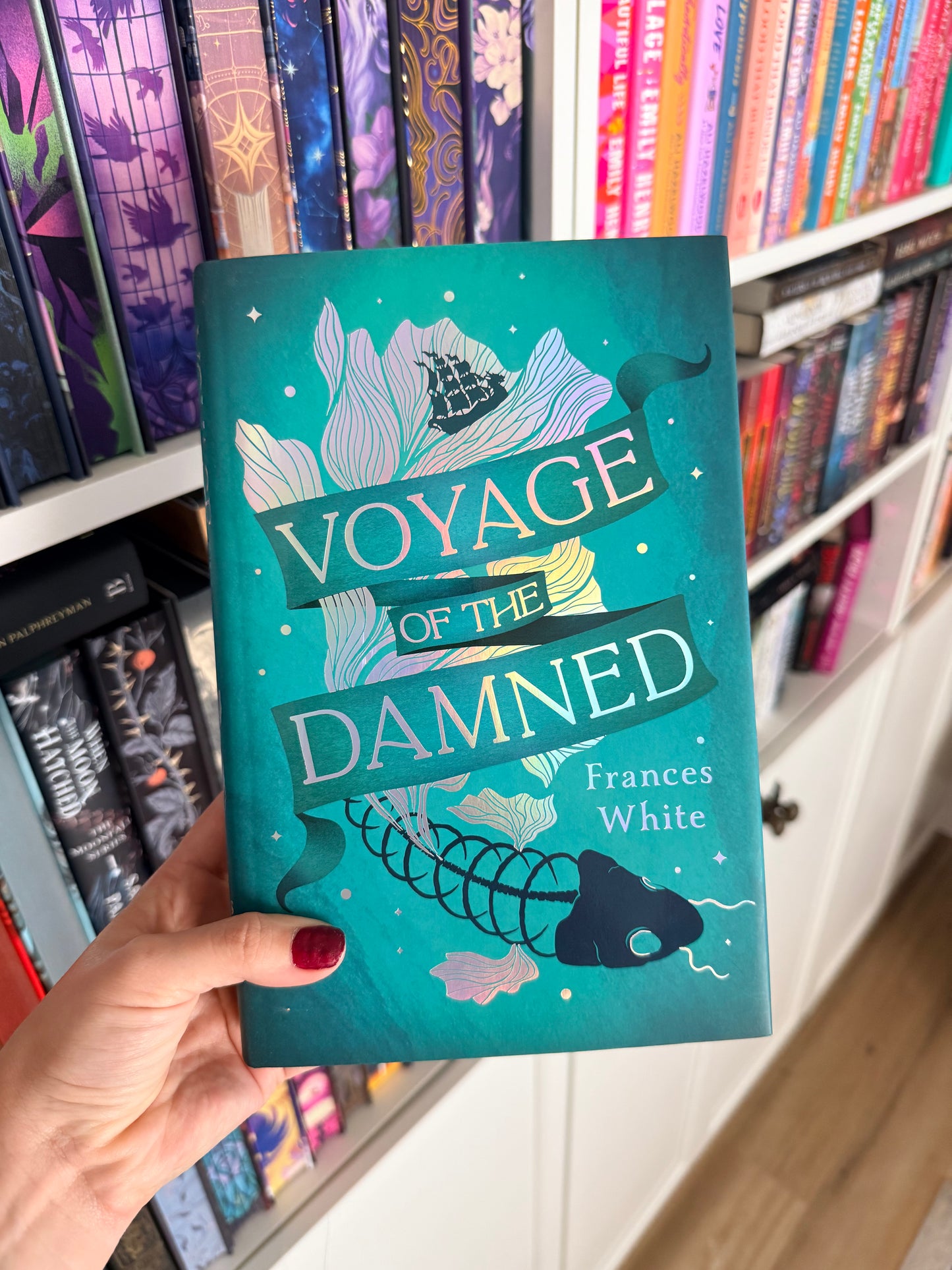Voyage of the Damned – Frances White (SIGNED)(Illumicrate)(Hardback)