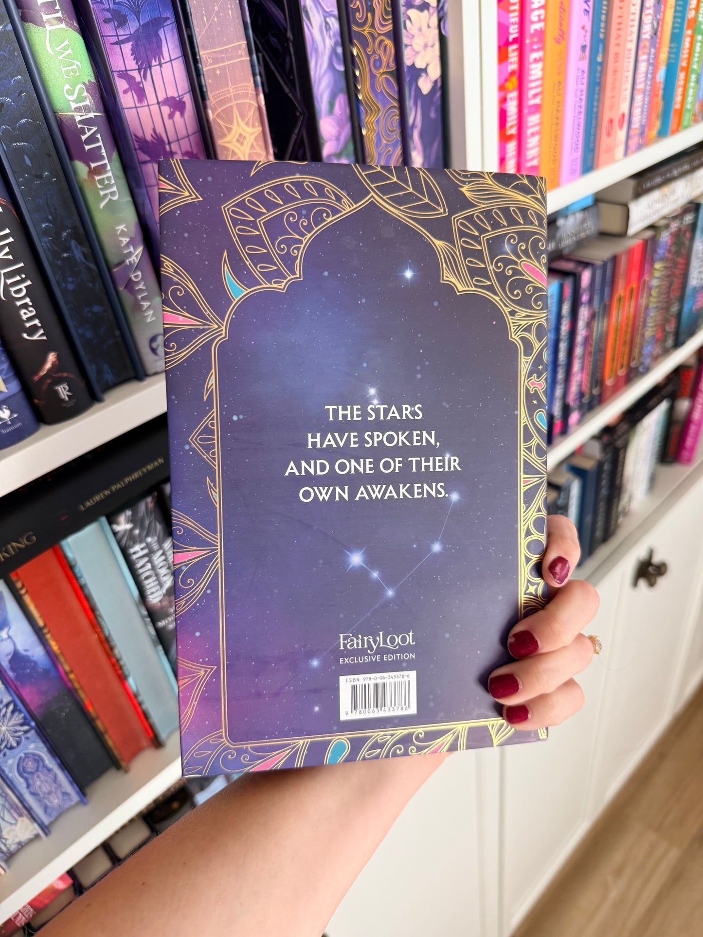 The Starlight Heir – Amalie Howard (SIGNED)(Fairyloot)(Hardback)