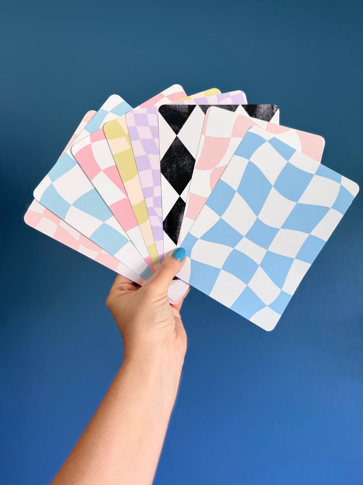 Wavy Checkered Kindle Insert - Bundle (8 Pack)